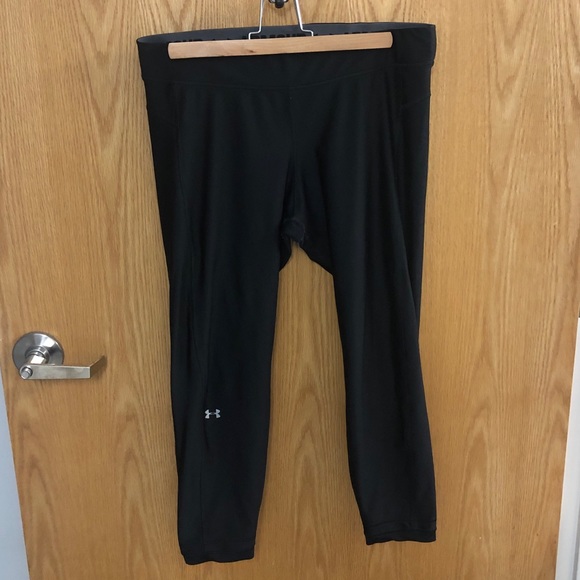 Under Armour Pants - Under Armour 7/8 Leggings Under Armour Pants - Under Armour 7/8 Leggings